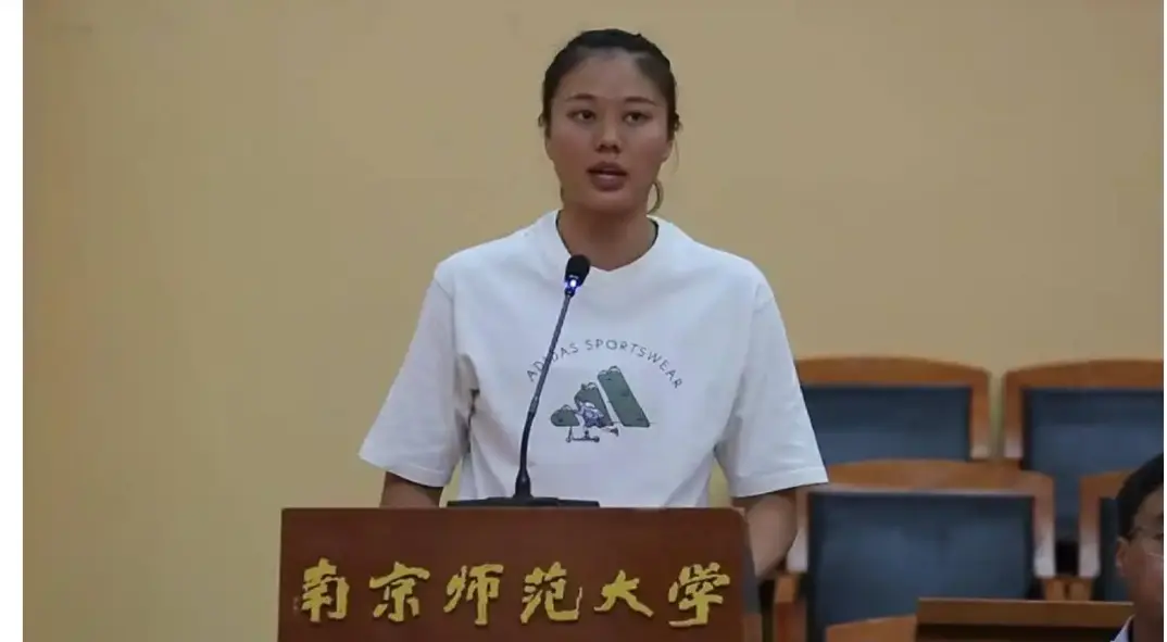塔萨雷的对, 同出现在南, 惨遭对手逆