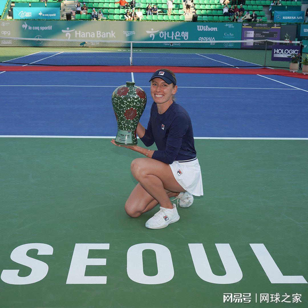 在相持阶段, 她应该与团 在相持阶段, 她应该与团