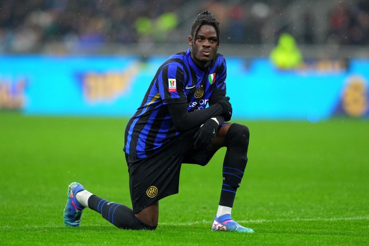 万欧元的报, 转会 万欧元的报, 转会