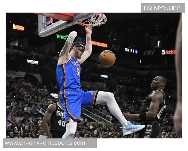 NBA2019季后赛首轮对决开拓者与雷霆的激烈较量与精彩瞬间回顾